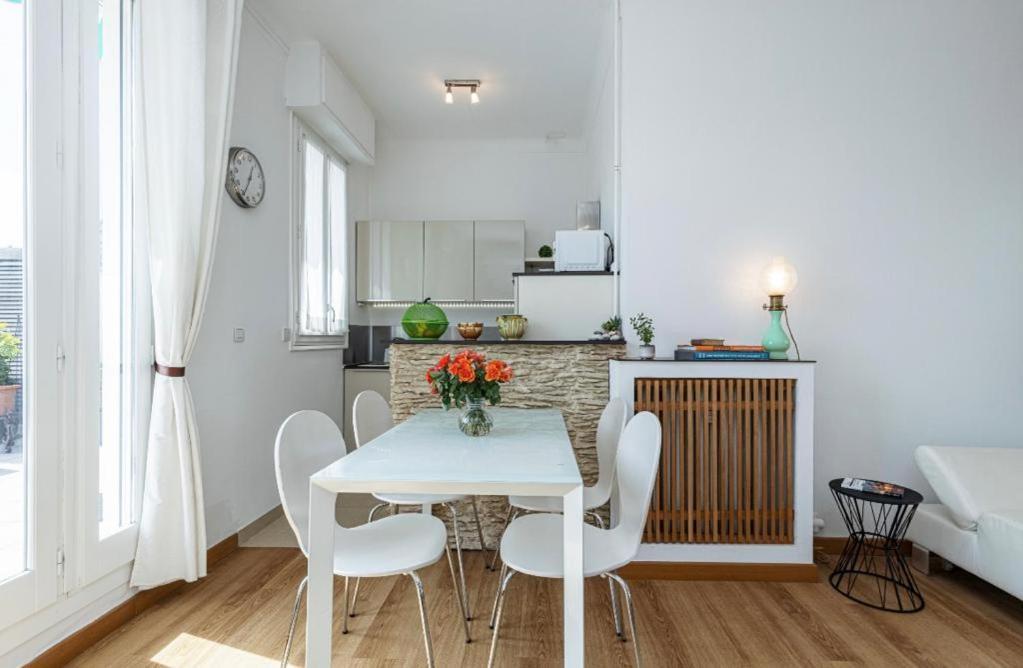 Deux Pieces Terrasse Sous Les Etoiles Apartment Nizza